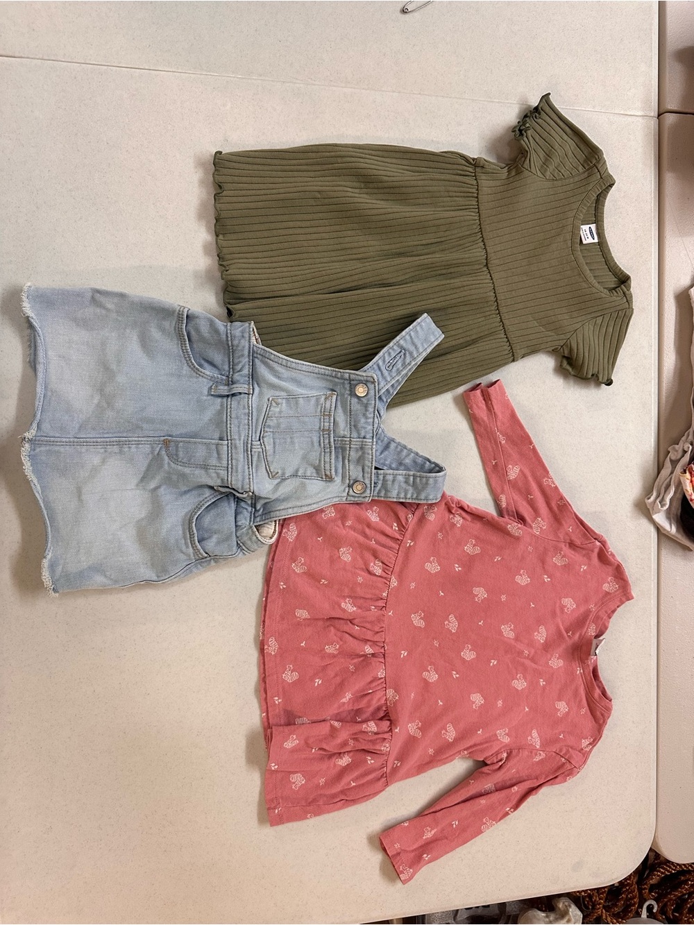 18-24 month dresses/long shirts